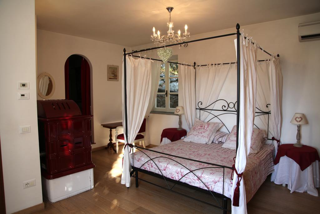 B&B H.M. Sonnino Eksteriør billede