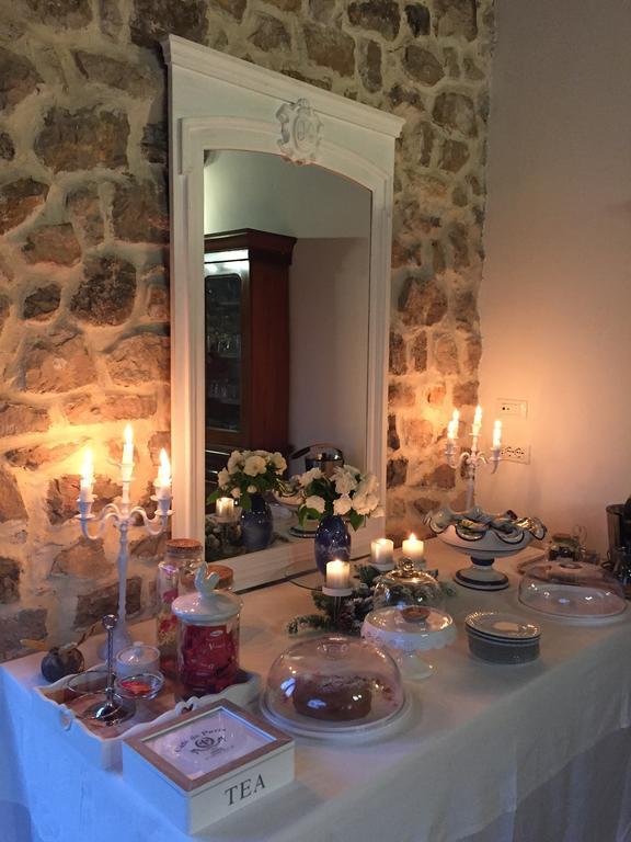 B&B H.M. Sonnino Eksteriør billede